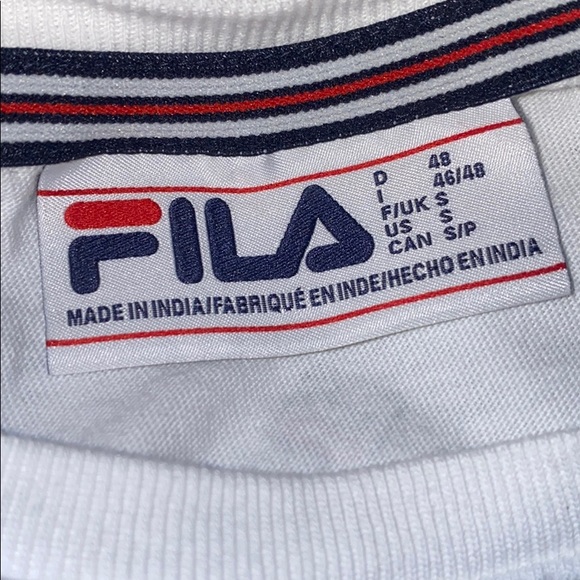 Vintage FIla Logo Print w/Woven Embroidered Logo. - Picture 4 of 10